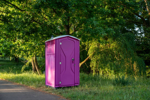 Portable Toilet Options We Offer in Middlebranch, OH